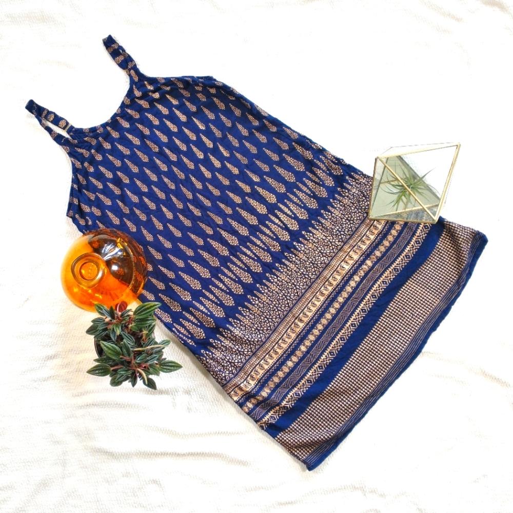 NWOT Lapogee Women's Scoop Neck Shift Dress in Size Medium Royal Blue and Gold